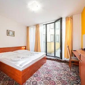 ellenőrizze a rendelkezésre állást