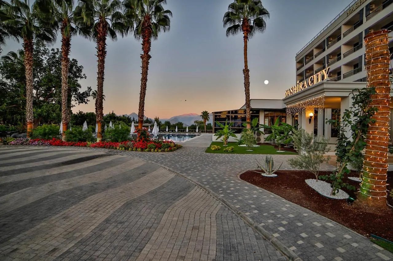Nashira City Resort Hotel Antalya Türkiye