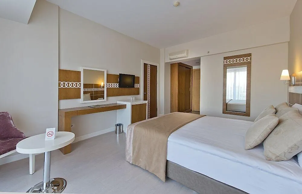Nashira City Resort Hotel Antalya