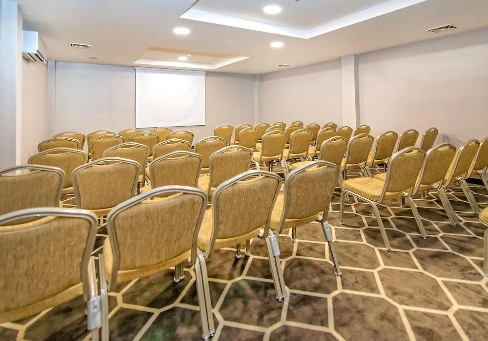 Nashira City Resort Hotel Antalya 4*,